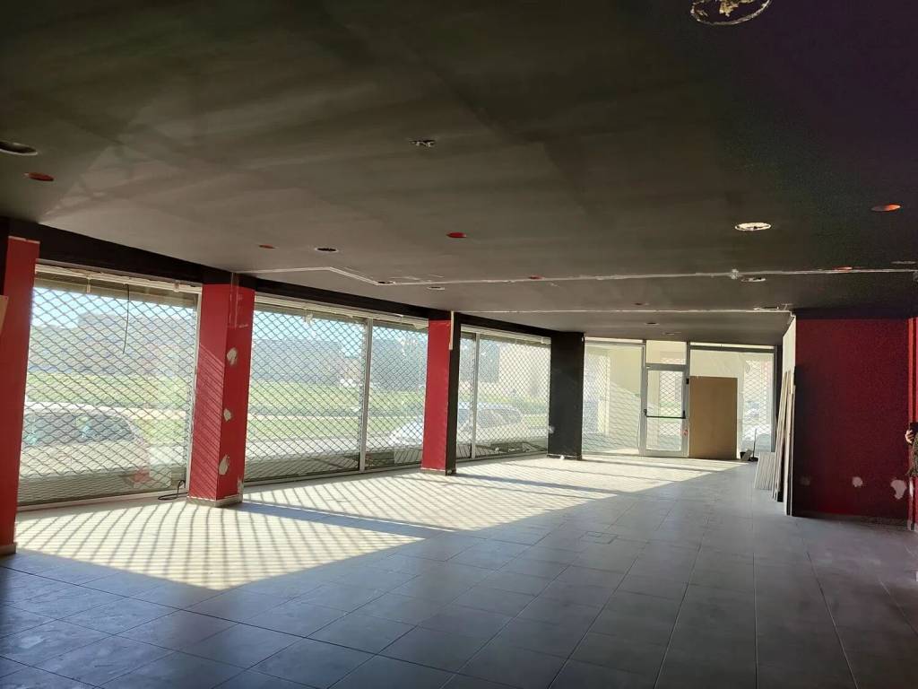 negozio in vendita a Quartu Sant'Elena
