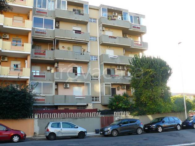 locale commerciale in vendita a Quartu Sant'Elena