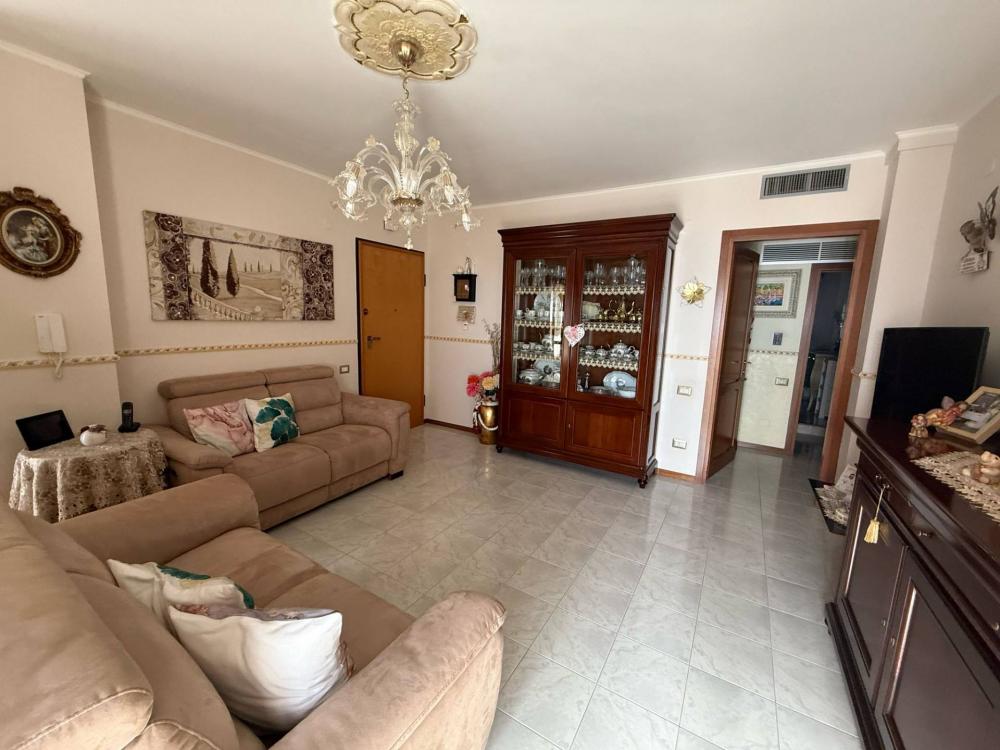 appartamento in vendita a Quartu Sant'Elena in zona Pitz'e Serra