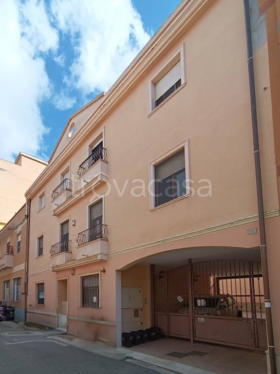 appartamento in vendita a Quartu Sant'Elena in zona Litorale