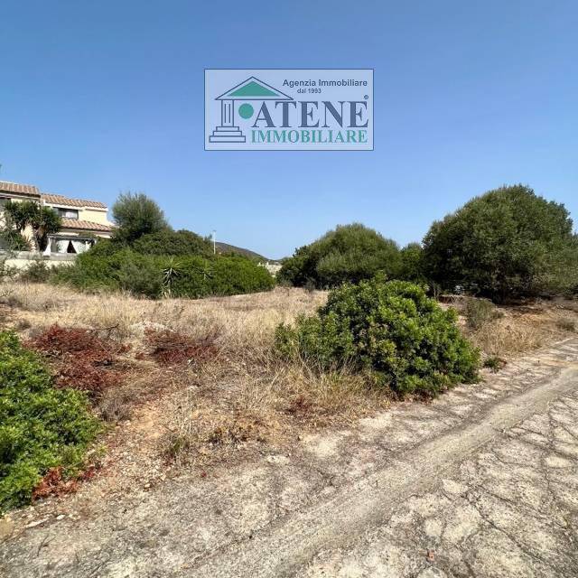 terreno edificabile in vendita a Quartu Sant'Elena in zona Capitana