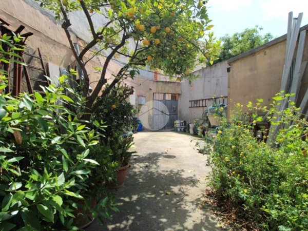 appartamento in vendita a Quartu Sant'Elena in zona Centro Storico