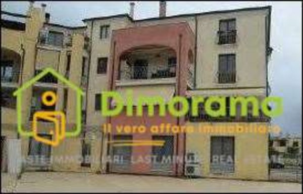 locale commerciale in vendita a Quartu Sant'Elena