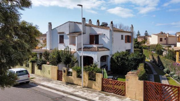 casa indipendente in vendita a Quartu Sant'Elena in zona Litorale