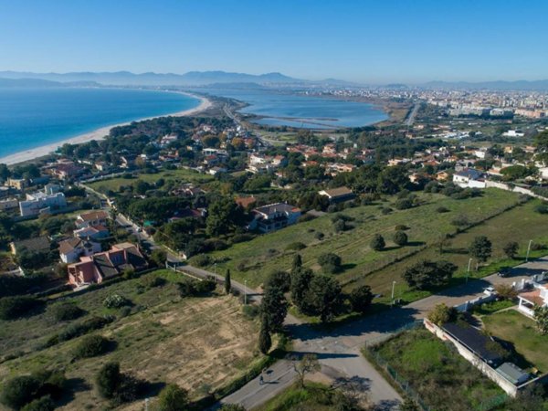 terreno edificabile in vendita a Quartu Sant'Elena in zona Margine Rosso