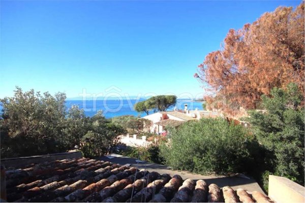casa indipendente in vendita a Quartu Sant'Elena in zona Capitana