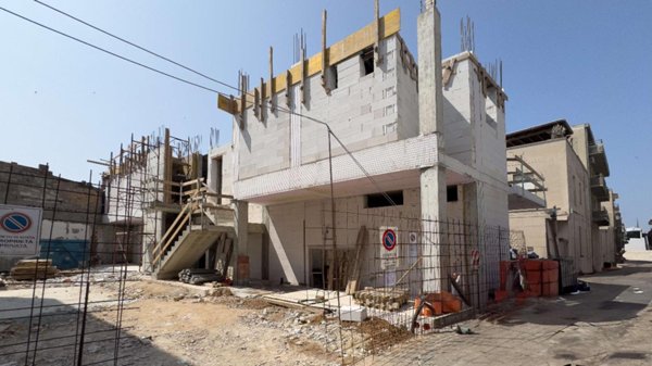 appartamento in vendita a Quartu Sant'Elena in zona Centro Storico
