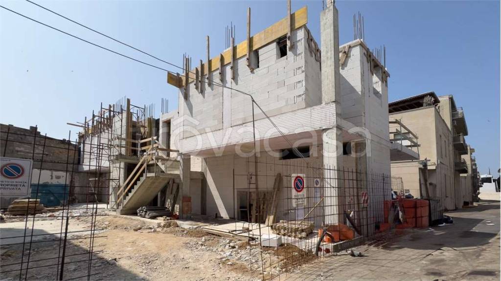appartamento in vendita a Quartu Sant'Elena in zona Centro Storico
