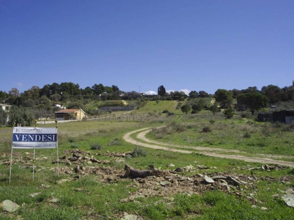 terreno agricolo in vendita a Quartu Sant'Elena in zona Foxi