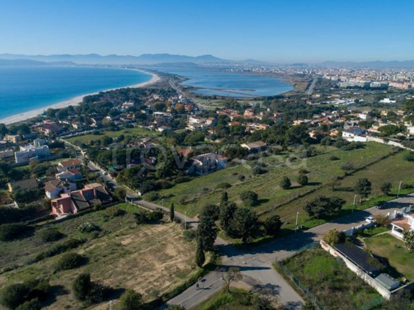 terreno edificabile in vendita a Quartu Sant'Elena in zona Margine Rosso