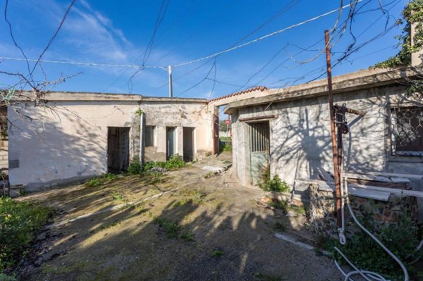 casa indipendente in vendita a Quartu Sant'Elena in zona Simbirizzi