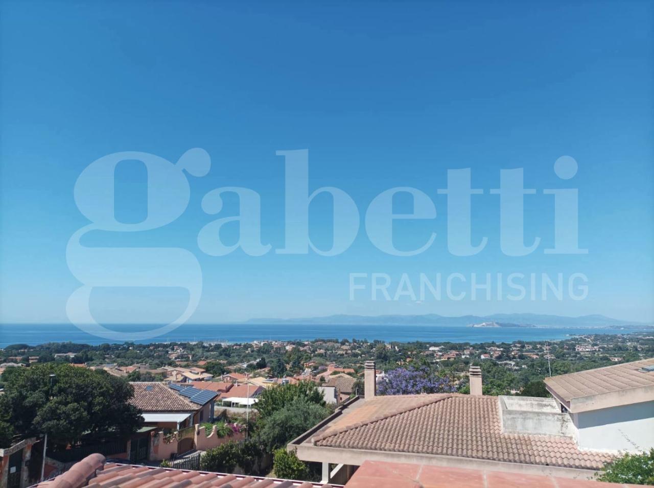 appartamento in vendita a Quartu Sant'Elena in zona Is Meris