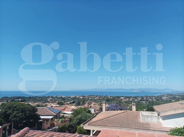 appartamento in vendita a Quartu Sant'Elena in zona Is Meris