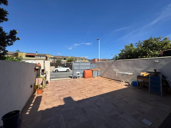 casa indipendente in vendita a Quartu Sant'Elena in zona Capitana