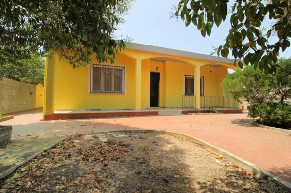 casa indipendente in vendita a Quartu Sant'Elena