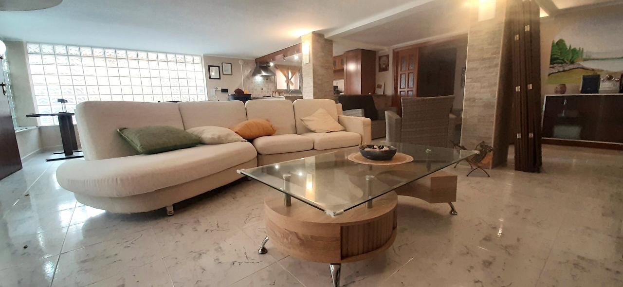 appartamento in vendita a Quartu Sant'Elena in zona Litorale