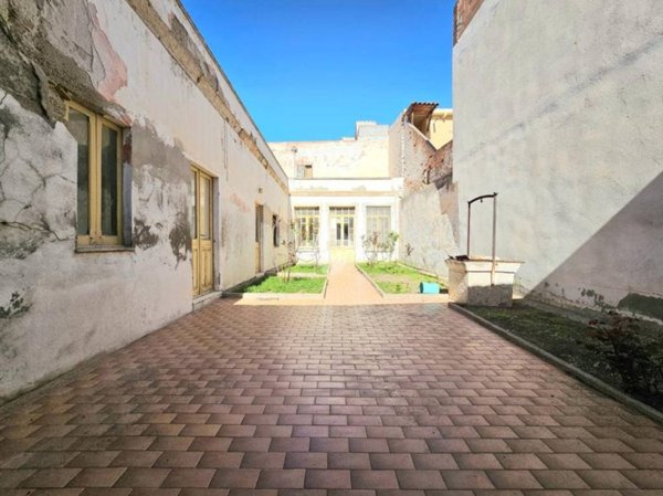 casa indipendente in vendita a Quartu Sant'Elena in zona Centro Storico
