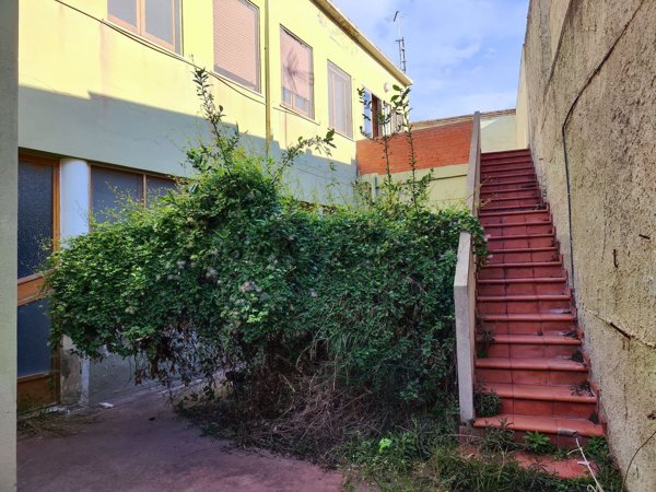 casa semindipendente in vendita a Quartu Sant'Elena in zona Centro Storico