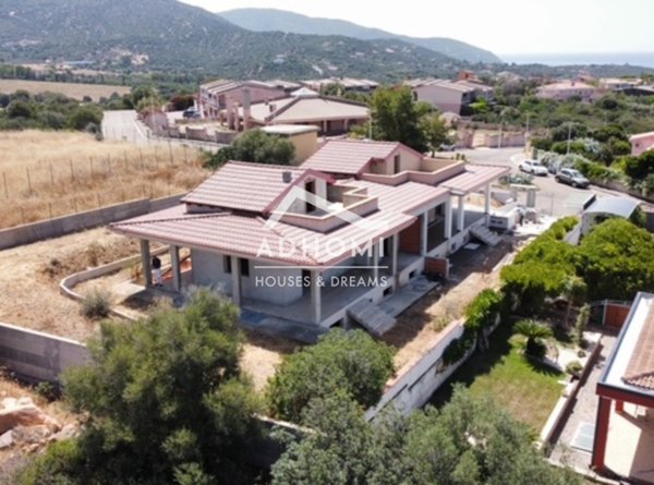 casa indipendente in vendita a Quartu Sant'Elena
