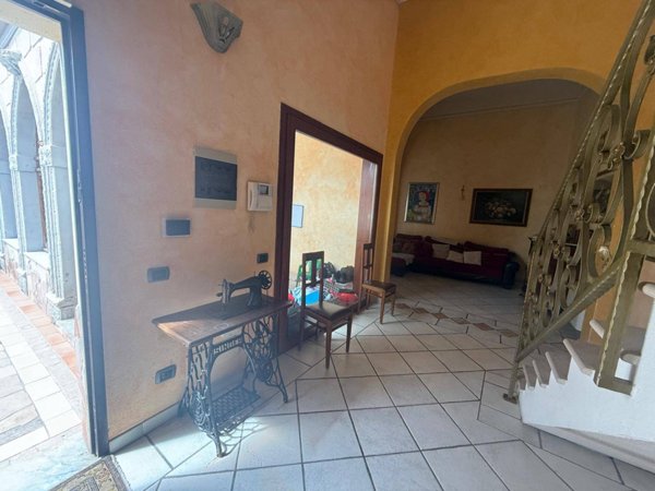 casa indipendente in vendita a Quartu Sant'Elena in zona Centro Storico