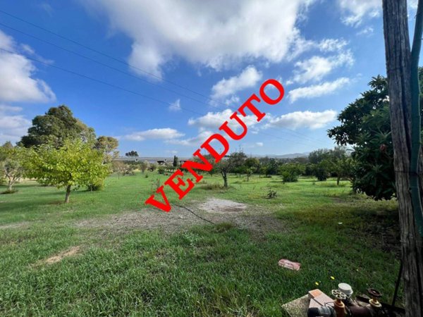 casa indipendente in vendita a Quartu Sant'Elena in zona Capitana