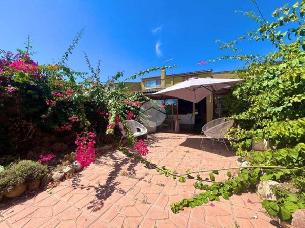 casa indipendente in vendita a Quartu Sant'Elena in zona Capitana