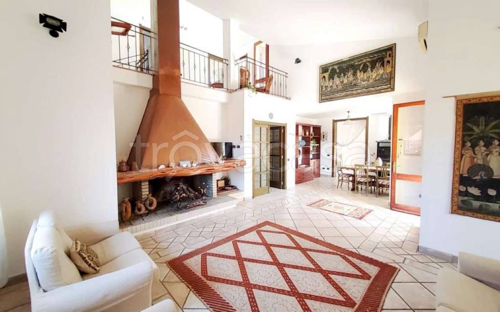 casa indipendente in vendita a Quartu Sant'Elena in zona Capitana