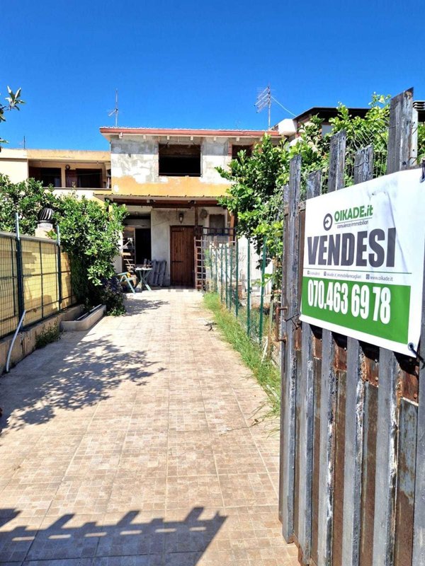 casa indipendente in vendita a Quartu Sant'Elena in zona Litorale