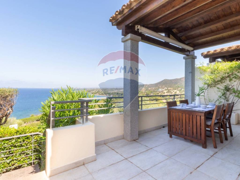 casa indipendente in vendita a Quartu Sant'Elena in zona Geremeas