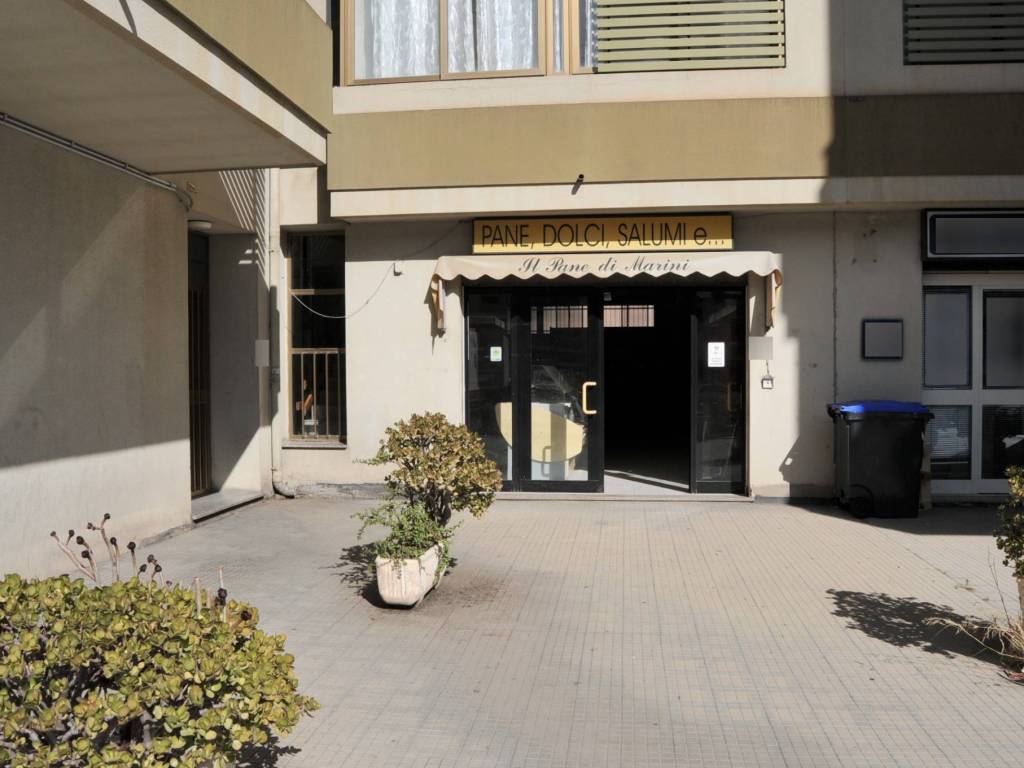 negozio in vendita a Quartu Sant'Elena