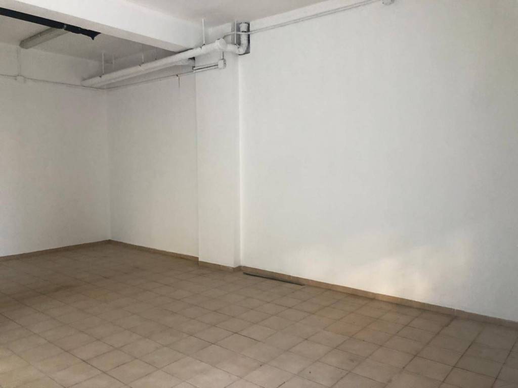 negozio in vendita a Quartu Sant'Elena