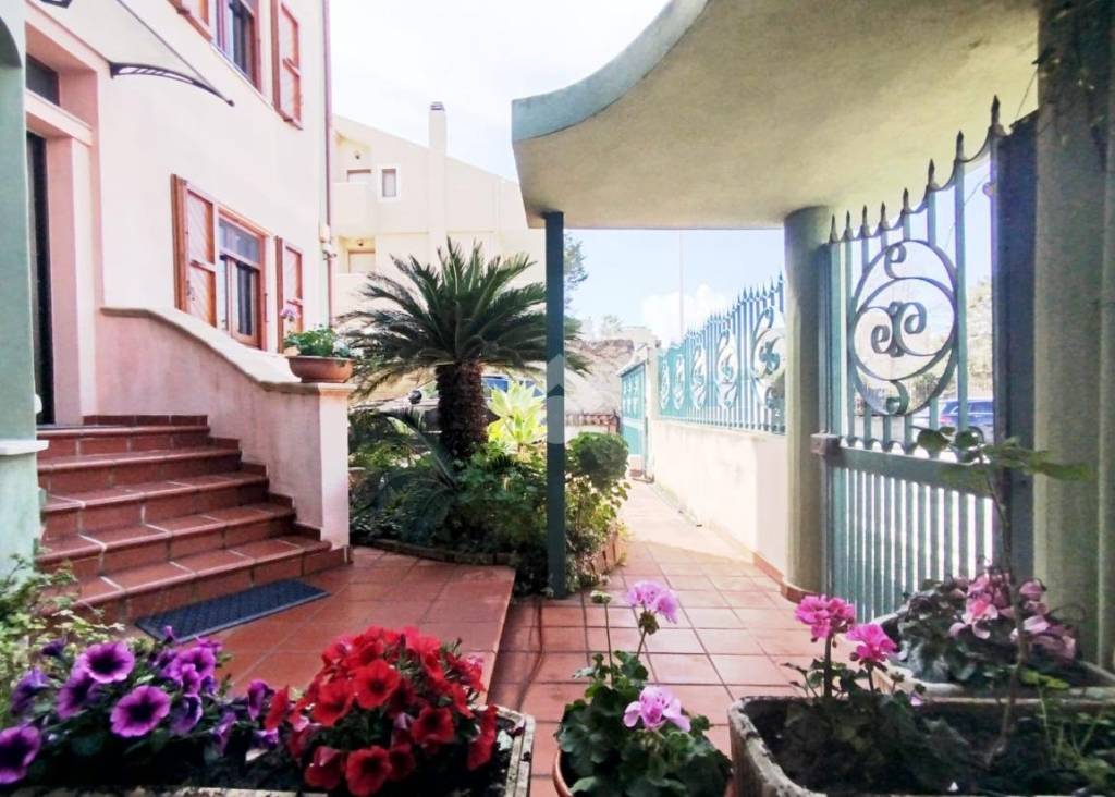 casa indipendente in vendita a Quartu Sant'Elena in zona Musicisti