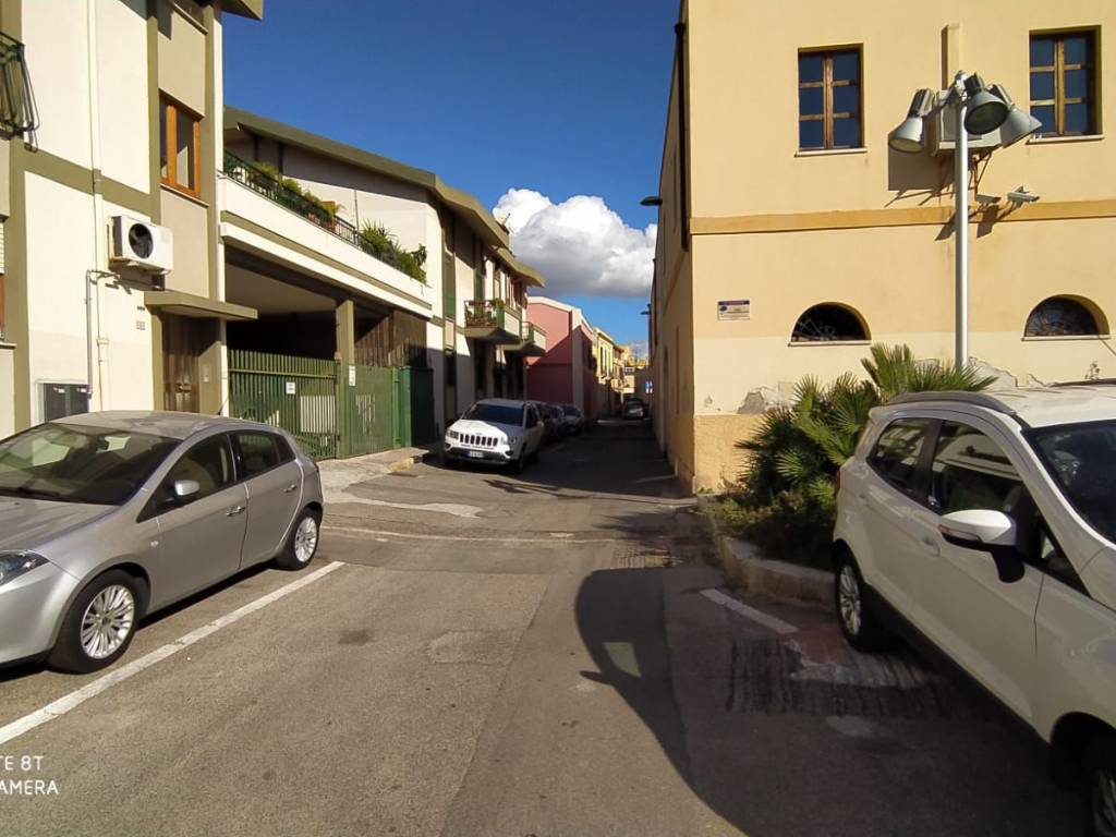 appartamento in vendita a Quartu Sant'Elena in zona Centro Storico