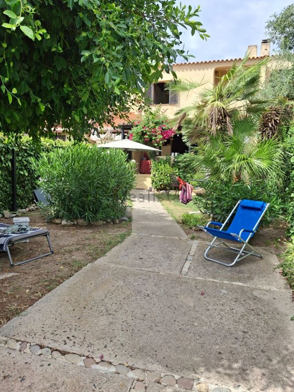 casa indipendente in vendita a Quartu Sant'Elena in zona Capitana