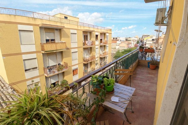 appartamento in vendita a Quartu Sant'Elena in zona Centro Storico