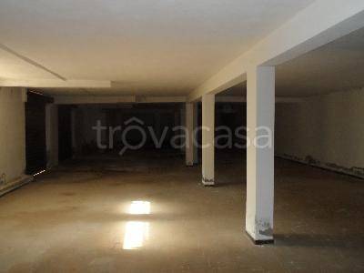 locale commerciale in vendita a Quartu Sant'Elena