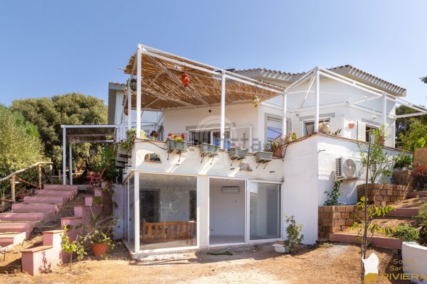 casa indipendente in vendita a Quartu Sant'Elena