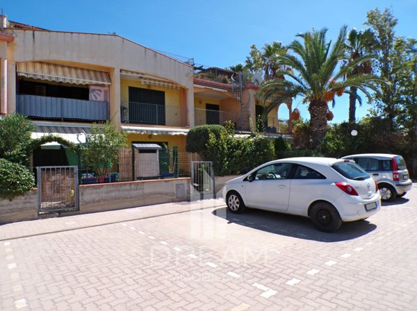 appartamento in vendita a Quartu Sant'Elena in zona Capitana