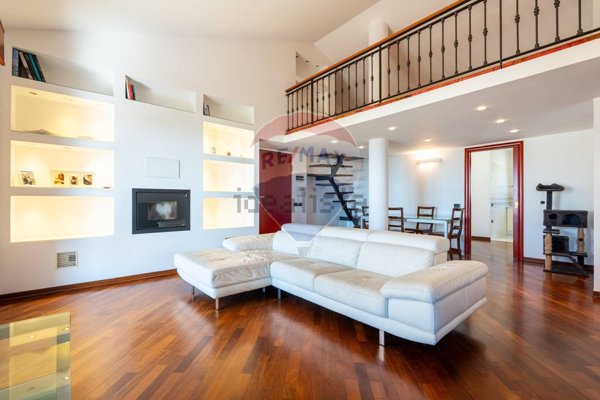 appartamento in vendita a Quartu Sant'Elena in zona Quartello