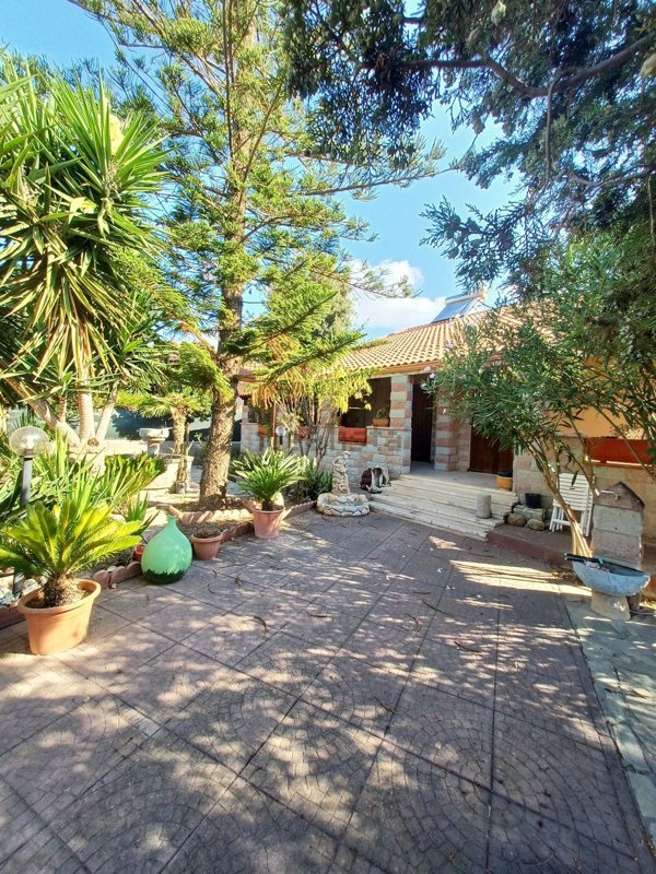 casa indipendente in vendita a Quartu Sant'Elena