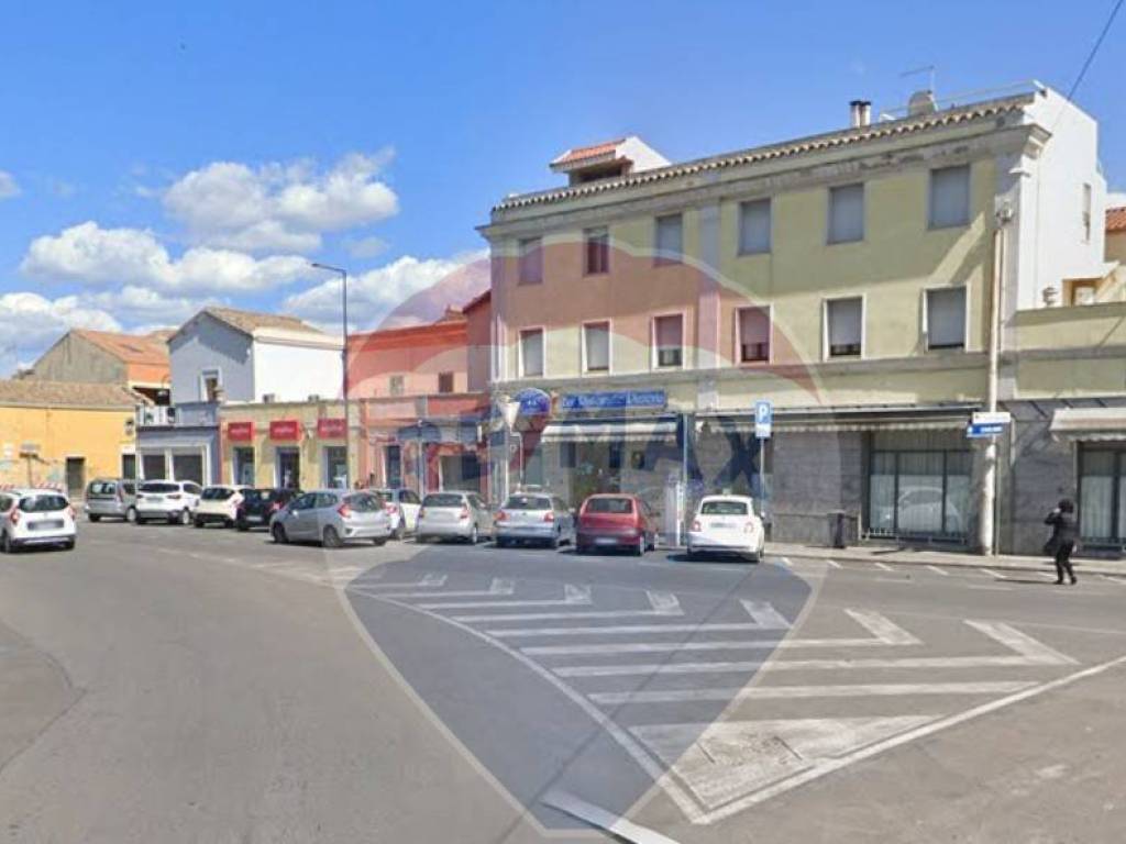 appartamento in vendita a Quartu Sant'Elena in zona Centro Storico