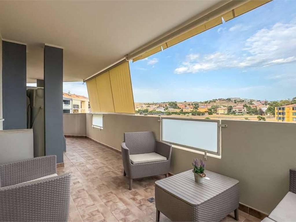 appartamento in vendita a Quartu Sant'Elena in zona Litorale