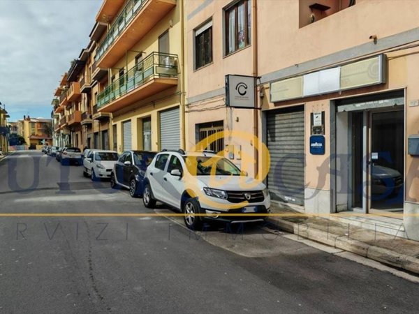 negozio in vendita a Quartu Sant'Elena in zona Poetto di Quartu