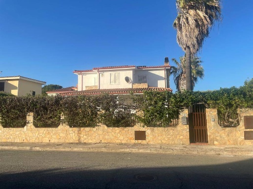 casa indipendente in vendita a Quartu Sant'Elena in zona Litorale