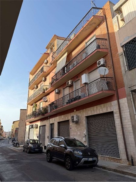appartamento in vendita a Quartu Sant'Elena in zona Centro Storico