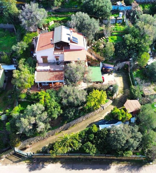 casa indipendente in vendita a Quartu Sant'Elena in zona Poetto di Quartu