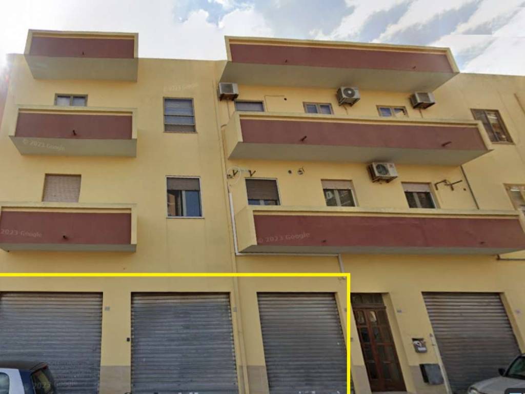 negozio in vendita a Quartu Sant'Elena