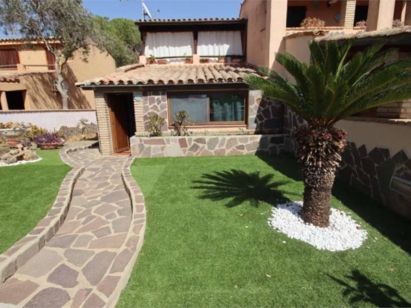 casa indipendente in vendita a Quartu Sant'Elena in zona Capitana