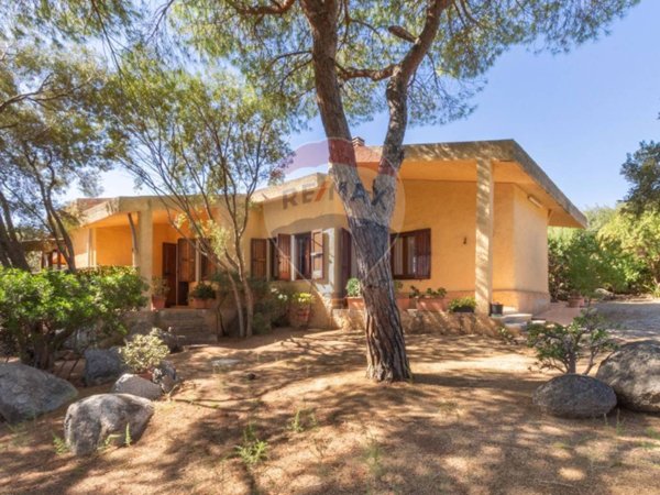 casa indipendente in vendita a Quartu Sant'Elena