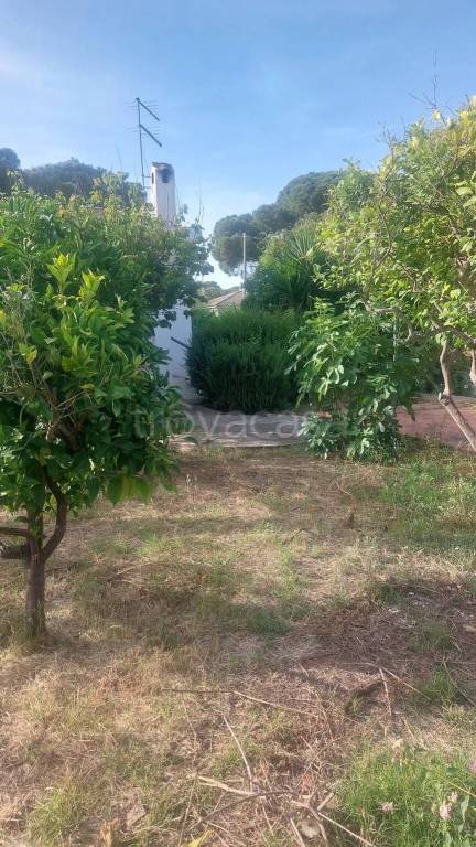 casa indipendente in vendita a Quartu Sant'Elena in zona Litorale